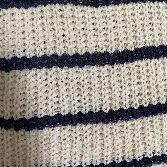 Knit waist length tank top! - Picture 5 of 6